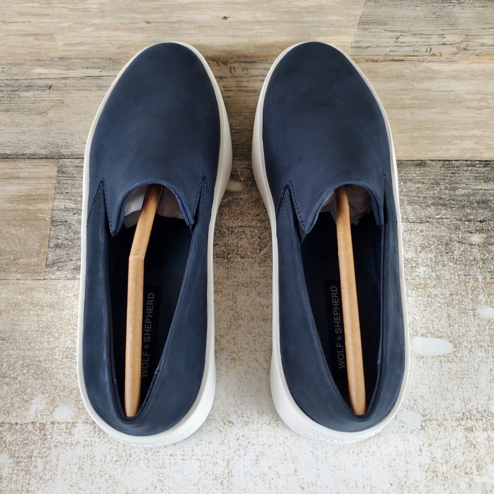 Wolf & Shepherd Cruise Womens Shoes Sz 7 Navy Brilliant White Suede Slip-On - Picture 4 of 10